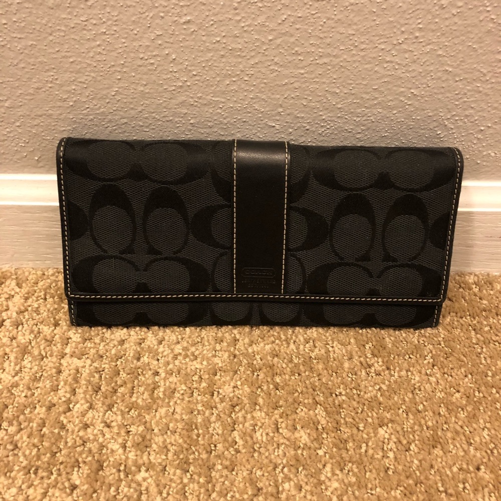 Coach signature wallet